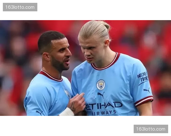 曼城对阵诺丁汉森林 展示传控与直接打法融合